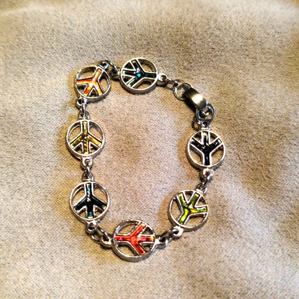 Bracelet